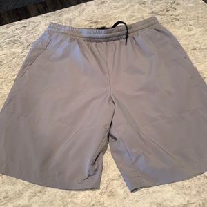 FLX men’s shorts size small.